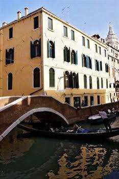 Dimora Dogale Affittacamere 3*